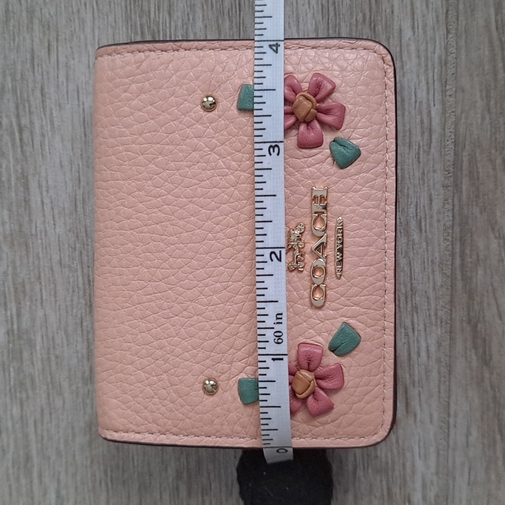 Coach pink wallet on chain - Picture 15 of 16